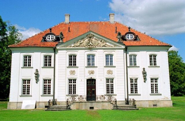 Pałac Branickich w Choroszczy na Szlaku Podmiejskich Rezydencji