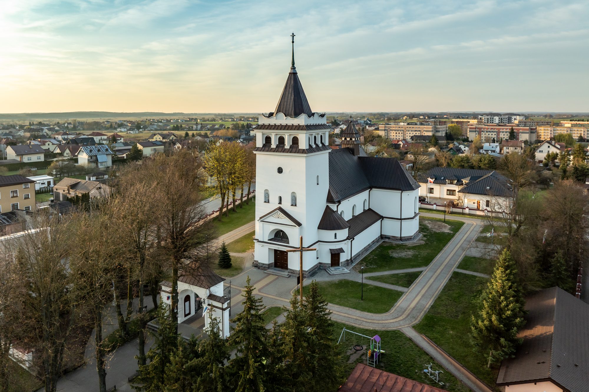 Kościół pw. św. Apostołów Piotra i Pawła w Łapach